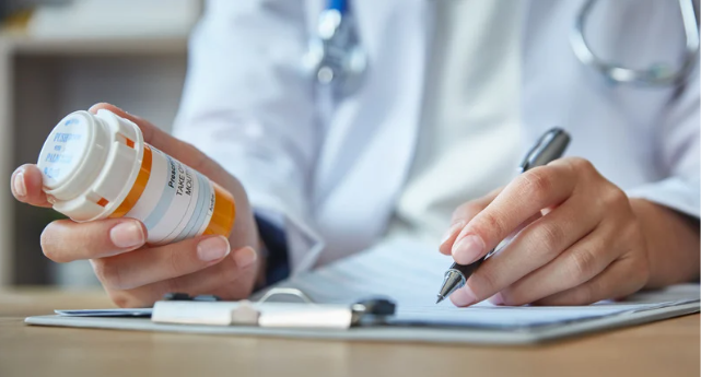 Terapia antirretroviral TAR utilizada en el tratamiento del VIH.